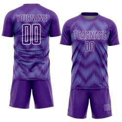 Benutzerdefinierte Lila Hellblau-Weiße Linie Sublimation Fußball Uniform Trikot