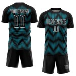 Benutzerdefiniertes Sublimations-Fußballtrikot der Black Lakes mit blau-weißer Linie